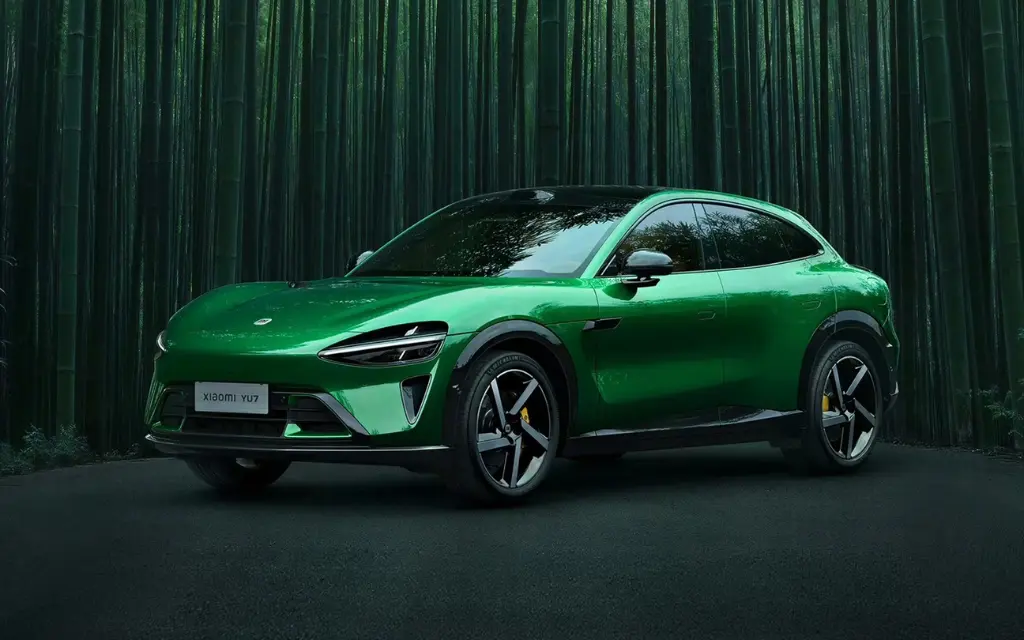 Xiaomi YU7 SUV Emerald Green Color Features
